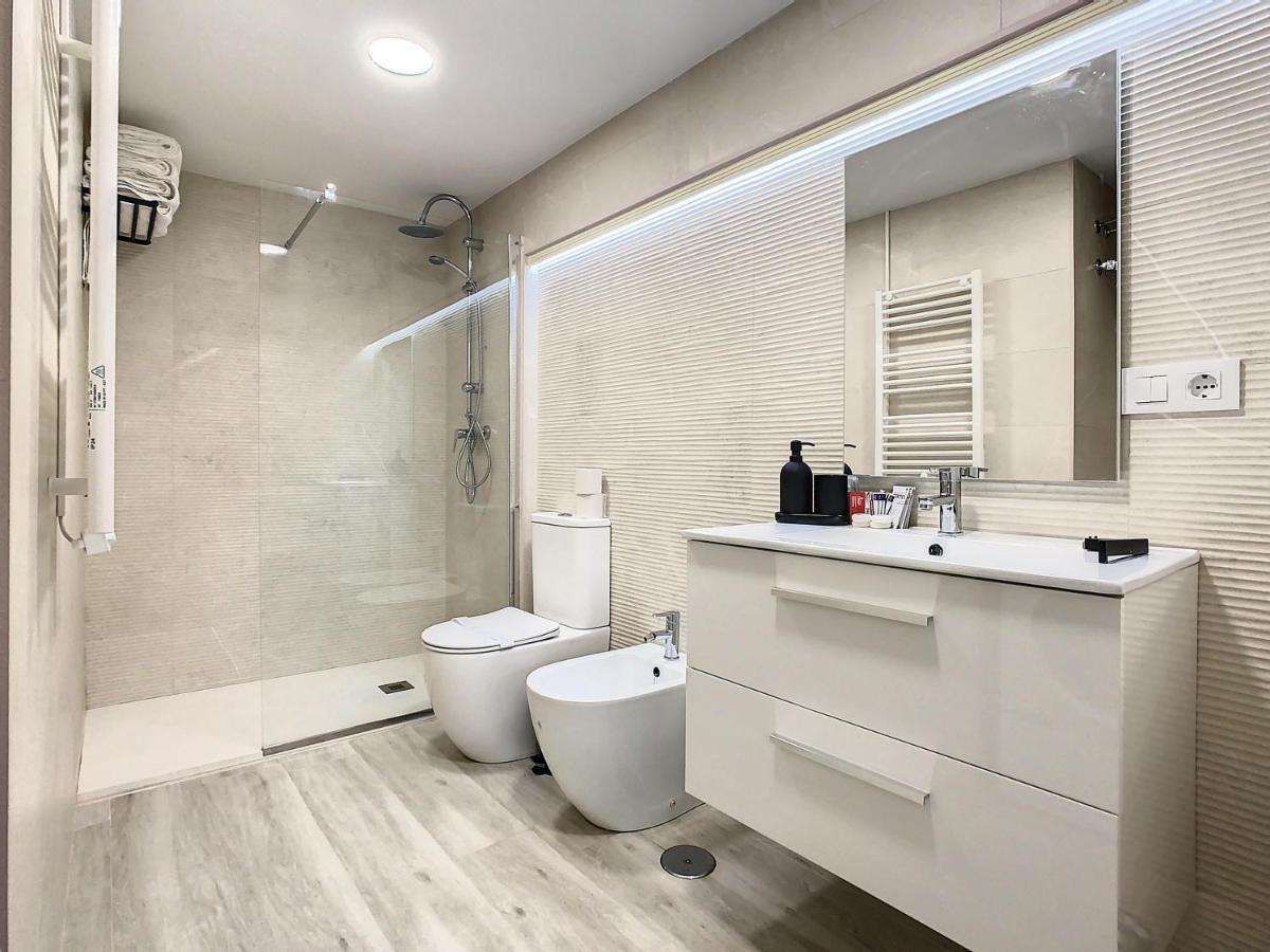Apartcity Triana Sevilla Kültér fotó