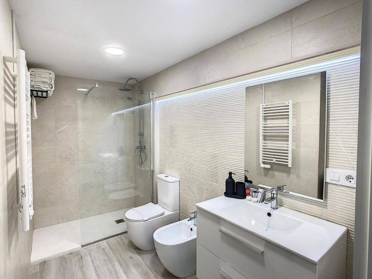 Apartcity Triana Sevilla Kültér fotó